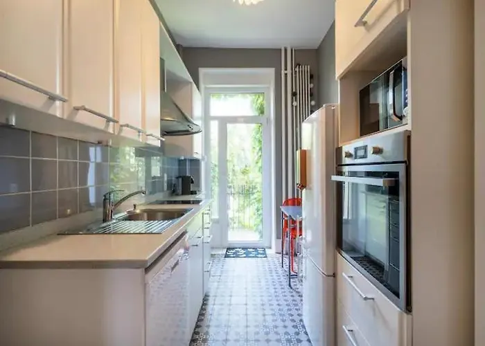 Апартаменты Le Chic De Patton Avec Jardin Privatif ! Нанси